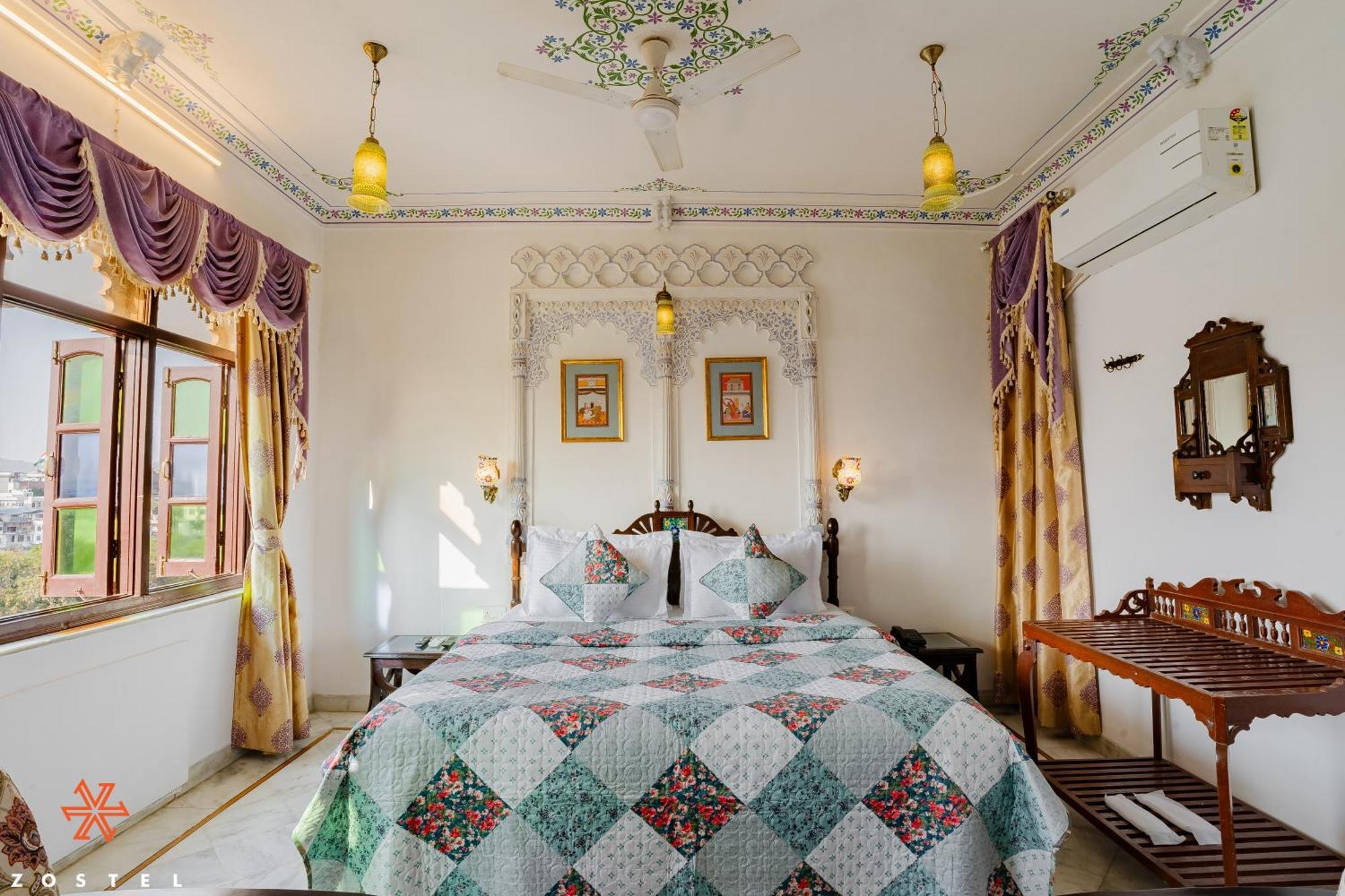 Zostel Udaipur Hostel Buitenkant foto