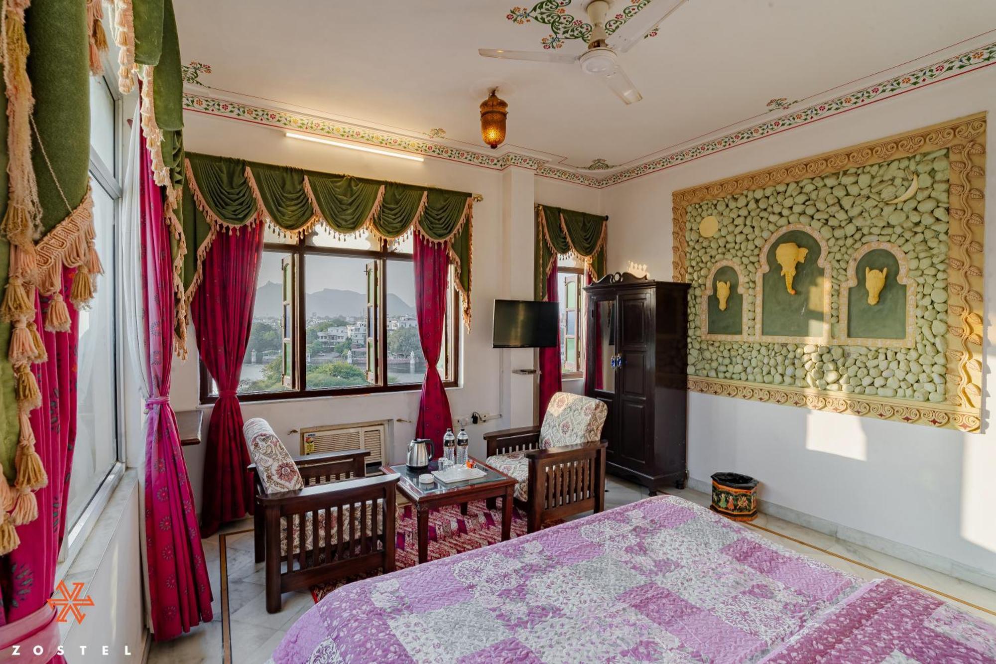 Zostel Udaipur Hostel Buitenkant foto